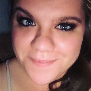 Meet your Posher, Vicki